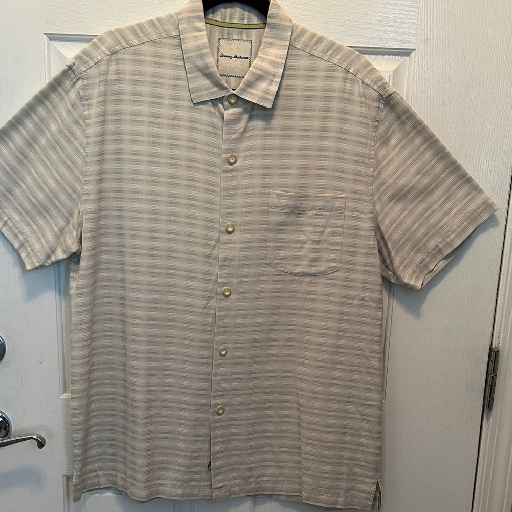 Tommy Bahama Cream And Light Gray Striped Short-Sleeve Button-Down Shirt
